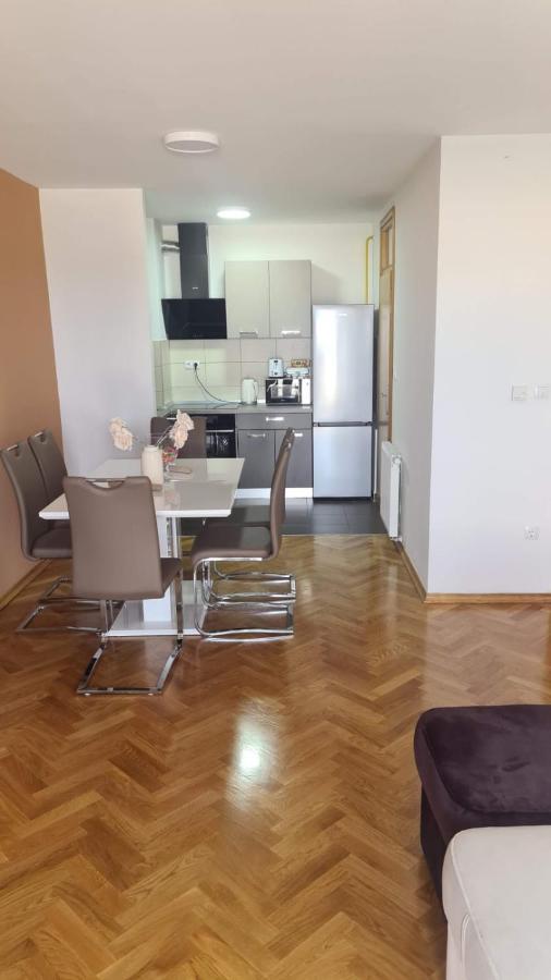 Apartmani Marcetic Slavonski Brod Exterior foto
